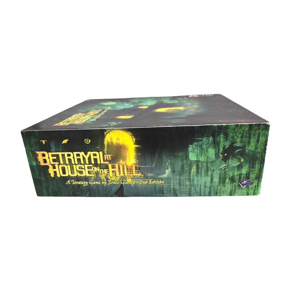 Avalon Hill Betrayal at the House on the Hill 2nd Ed Game & TowerRex Organizer - Picture 13 of 16